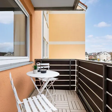 E&k Living - Design - Sky-tv - Kitchen - Free Parking 아파트 *