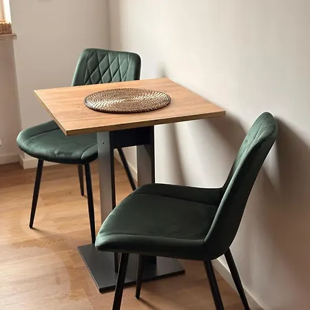 Appartement Uniqe - Design - Sky-tv - Kitchen - Free Parking *