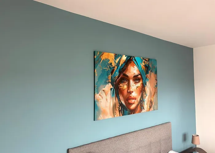 Uniqe - Design - Sky-tv - Kitchen - Free Parking Augsburg